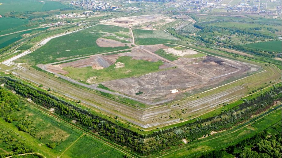 Wirtschaftsminister Schulze besucht Hochhalde Schkopau